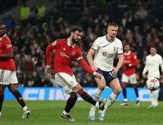 竞彩世界杯-火力全开！维拉VS曼联，英超强强对话燃爆全场