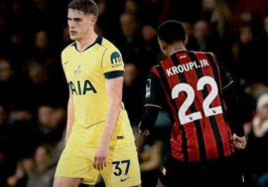 worldcup-冷门夜！随着曼城1-1，维拉不胜，英超积分榜出炉：阿森纳收大礼