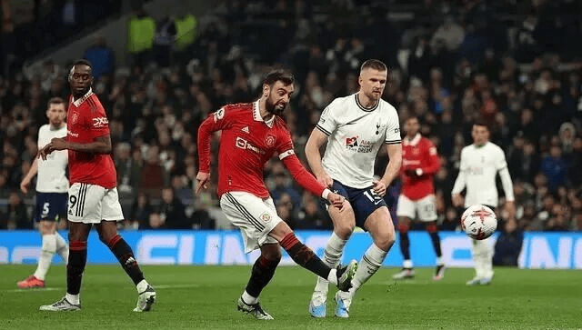 竞彩世界杯-火力全开！维拉VS曼联，英超强强对话燃爆全场