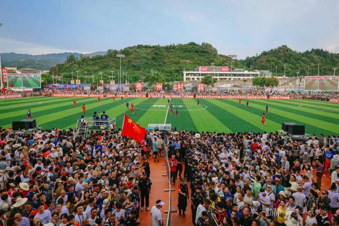 2026世界杯竞猜-动静专访｜韩国足球名宿李章洙：五次到贵州，为足球青训“画蓝图”